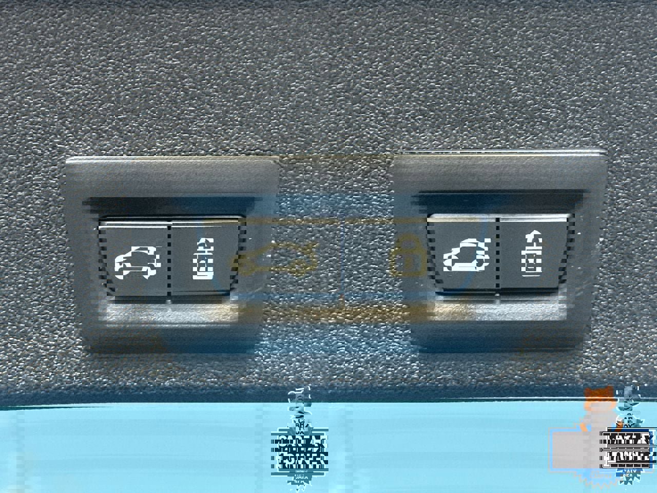 Used 2021 BMW X6 M50i w/ Executive Package image 19