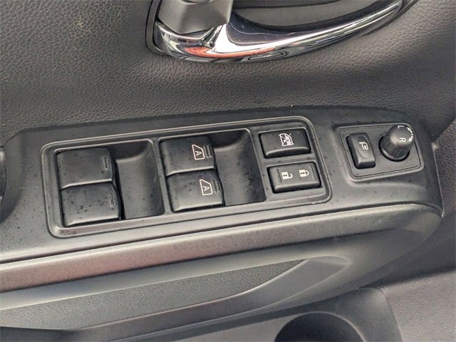 Used 2023 Nissan Titan PRO-4X w/ Pro-4x Convenience Package image 12