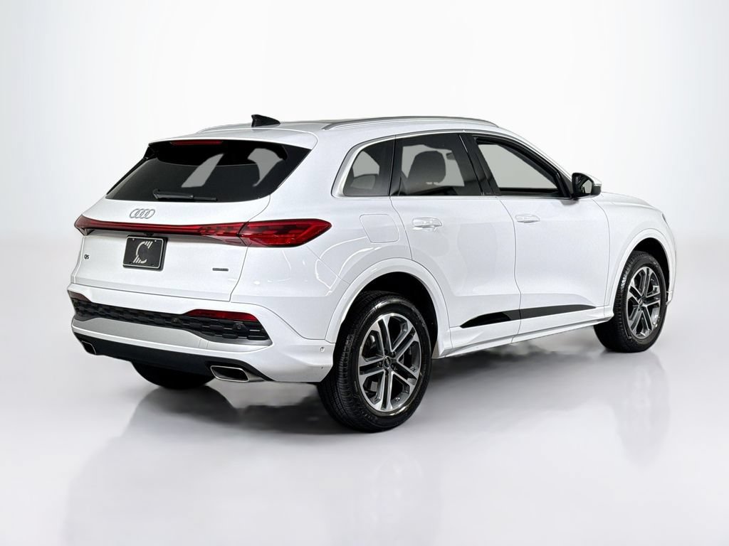 Used 2025 Audi Q5 Premium w/ Convenience Package AWD/4WD image 5