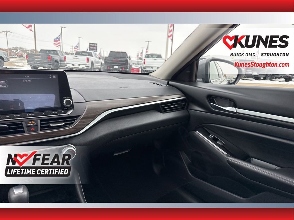 Used 2023 Nissan Altima 2.5 SV image 39