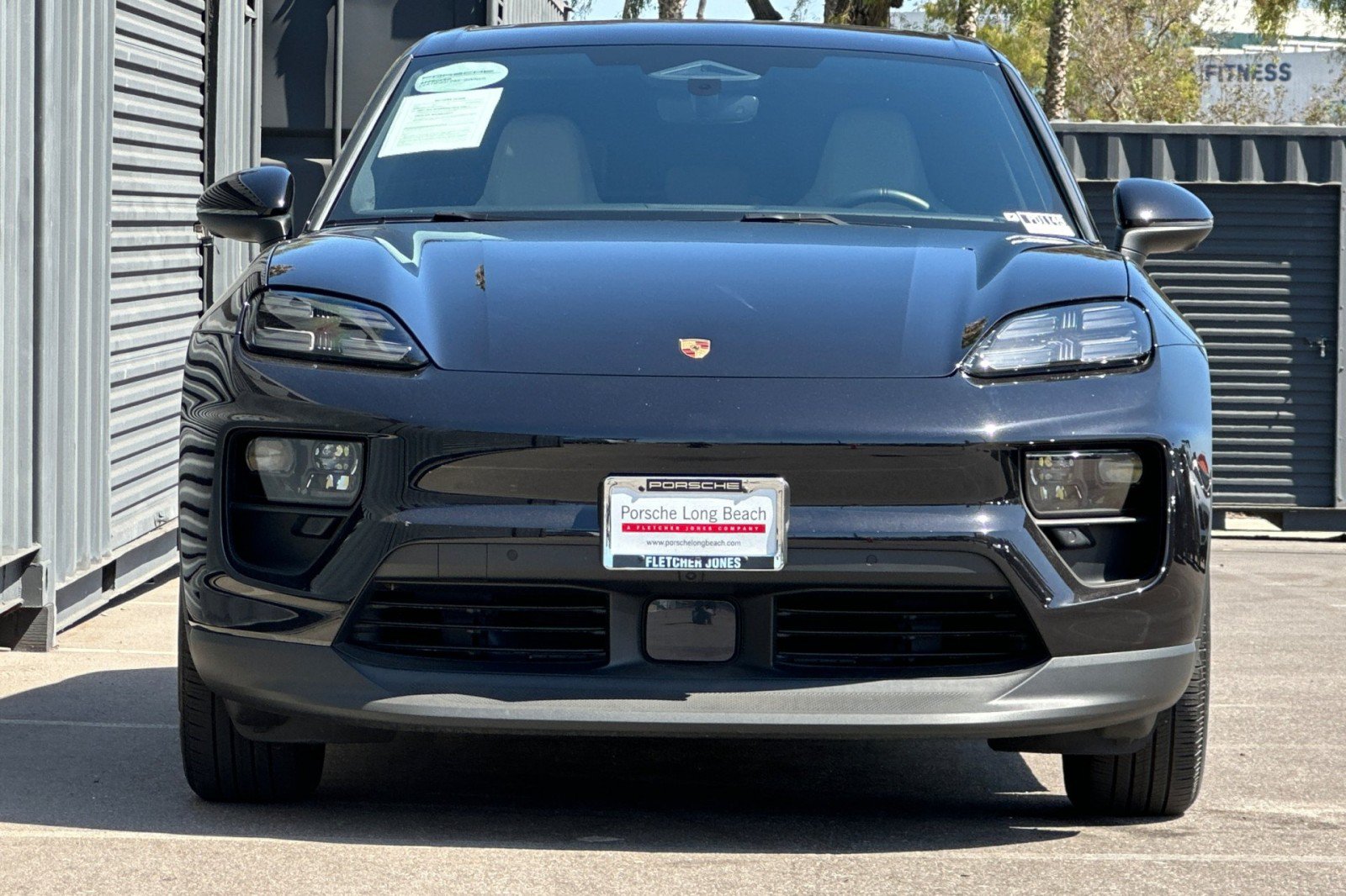 Certified 2024 Porsche Macan 4 Electric AWD/4WD image 11