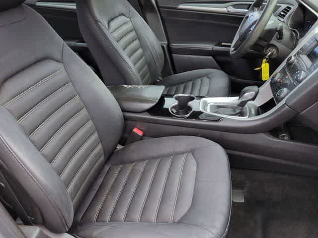 Used 2015 Ford Fusion SE FWD image 20