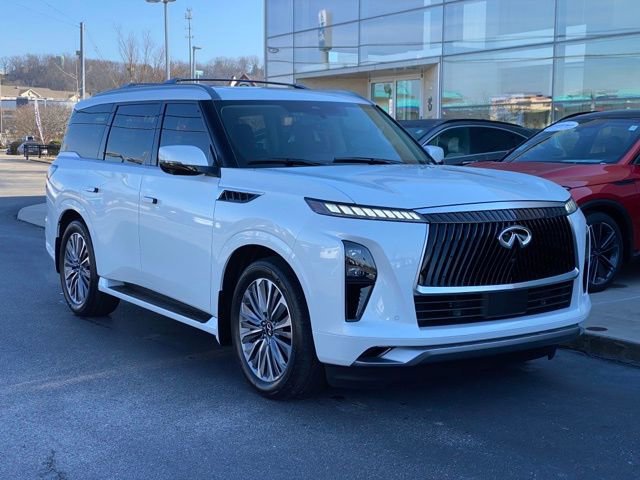 Used 2025 INFINITI QX80 Sensory w/ Exterior Package image 2