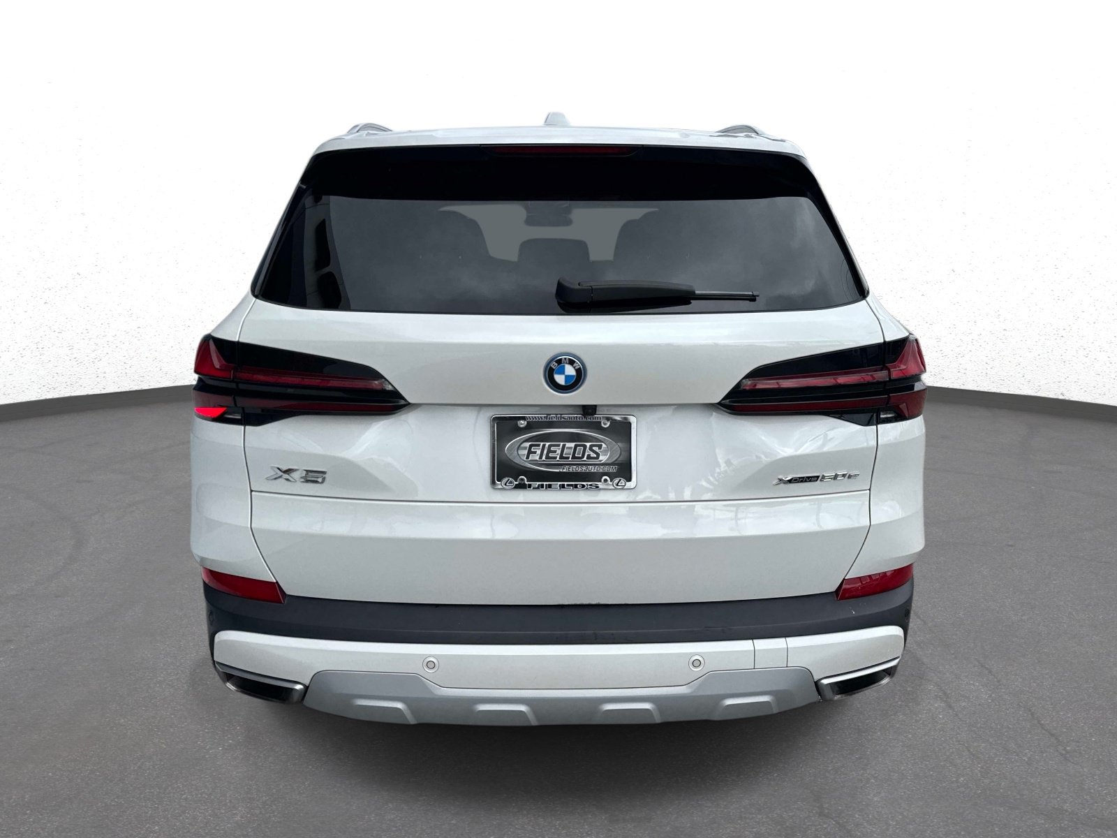 Used 2024 BMW X5 xDrive50e w/ Executive Package AWD/4WD image 4