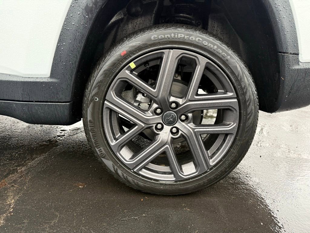 New 2026 Jeep Compass Limited image 33