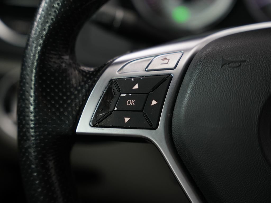 Used 2012 Mercedes-Benz C 300 4MATIC Sedan w/ Premium 1 Pkg image 12