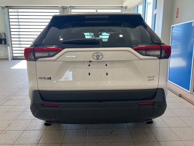 Used 2023 Toyota RAV4 XLE w/ Convenience Package AWD/4WD image 6