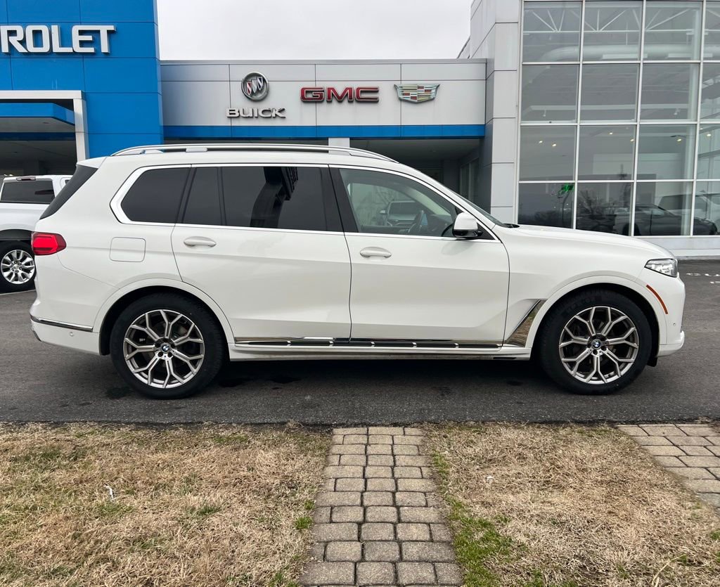 Used 2021 BMW X7 xDrive40i w/ Premium Package image 4