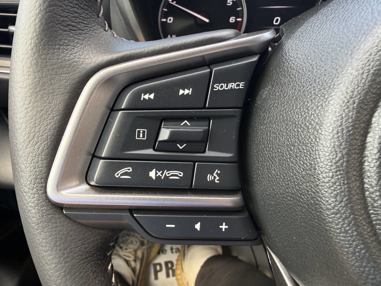 Used 2025 Subaru Ascent Limited AWD/4WD image 37