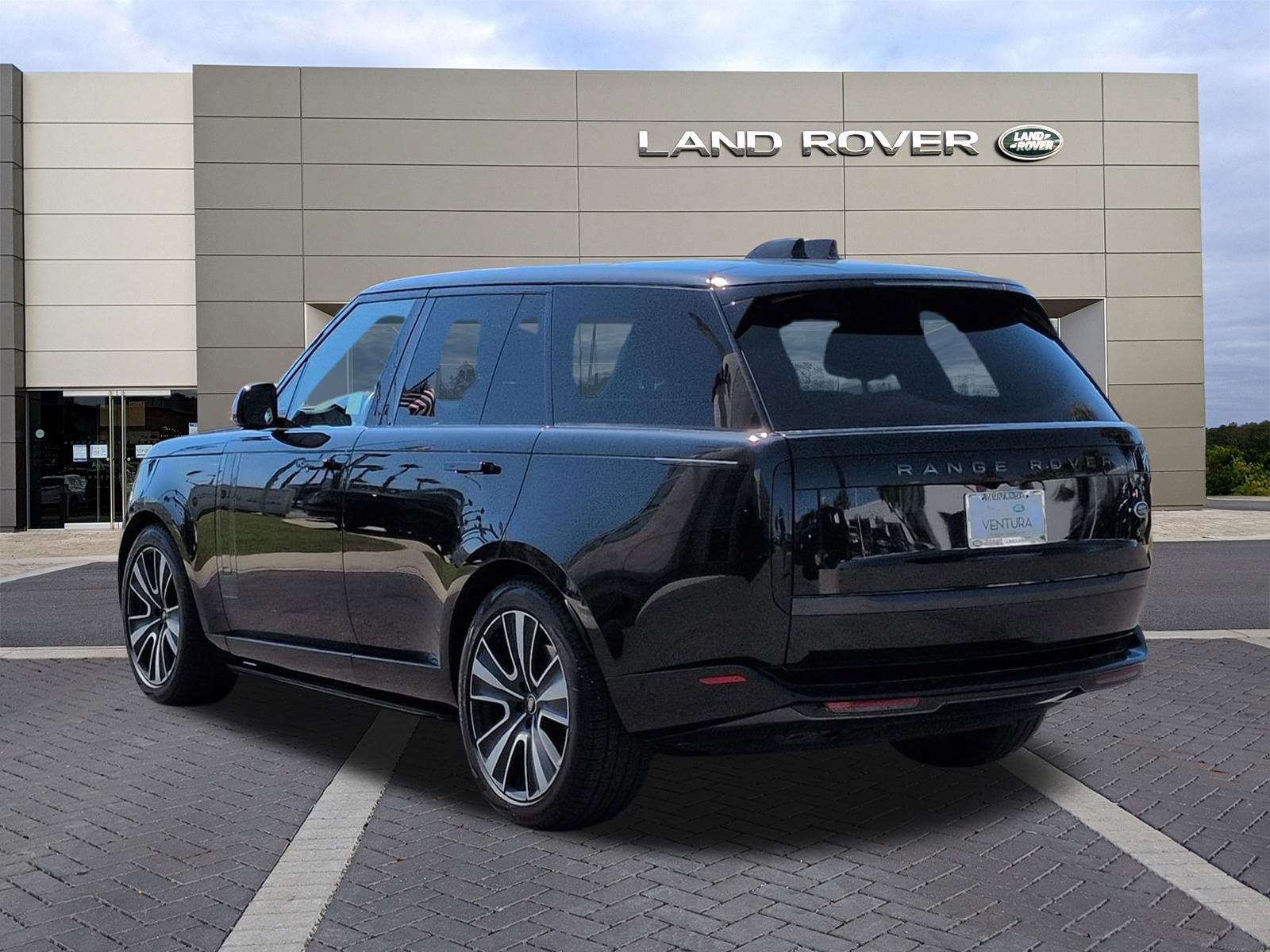 Certified 2023 Land Rover Range Rover SE AWD/4WD image 7