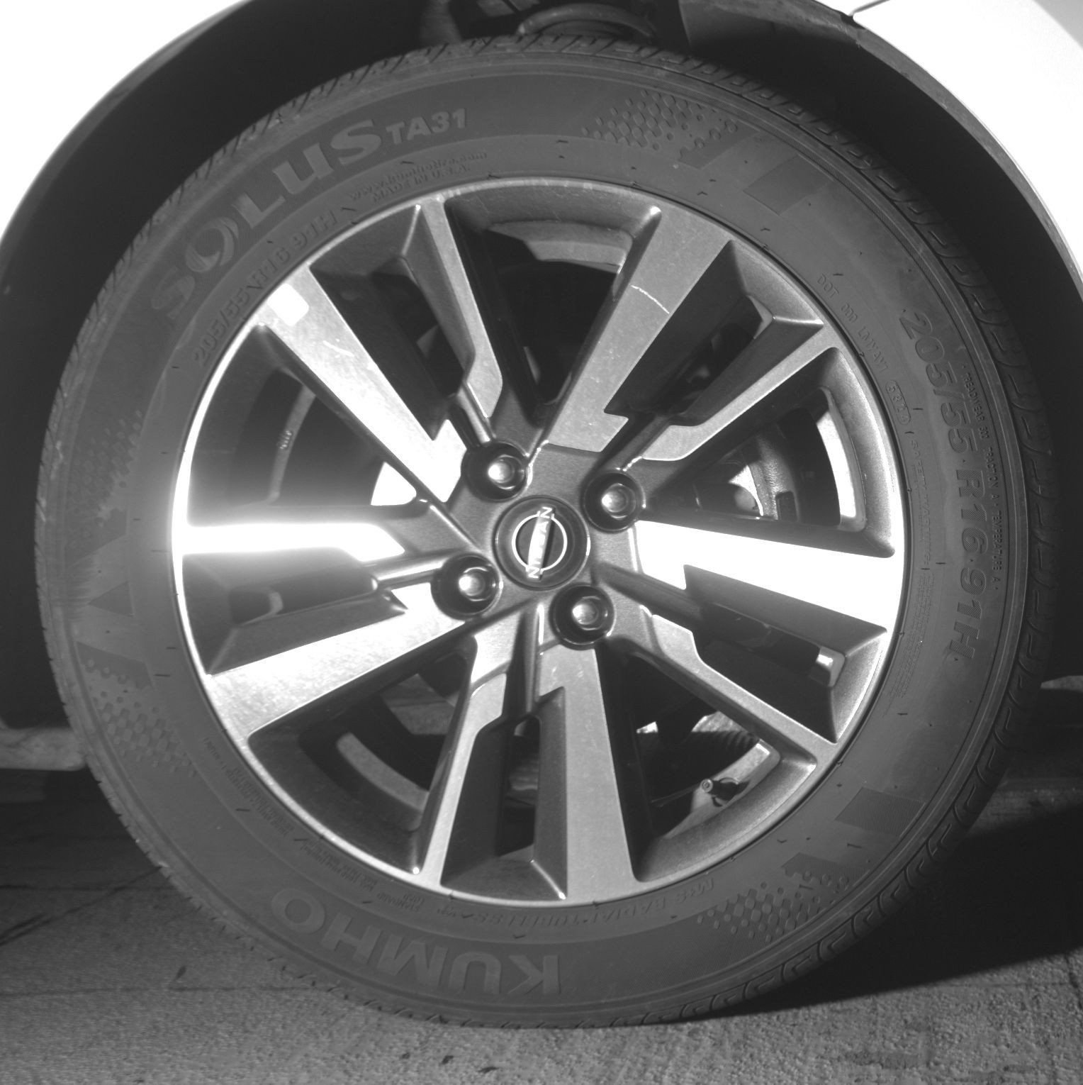 Used 2025 Nissan Versa SV FWD image 15