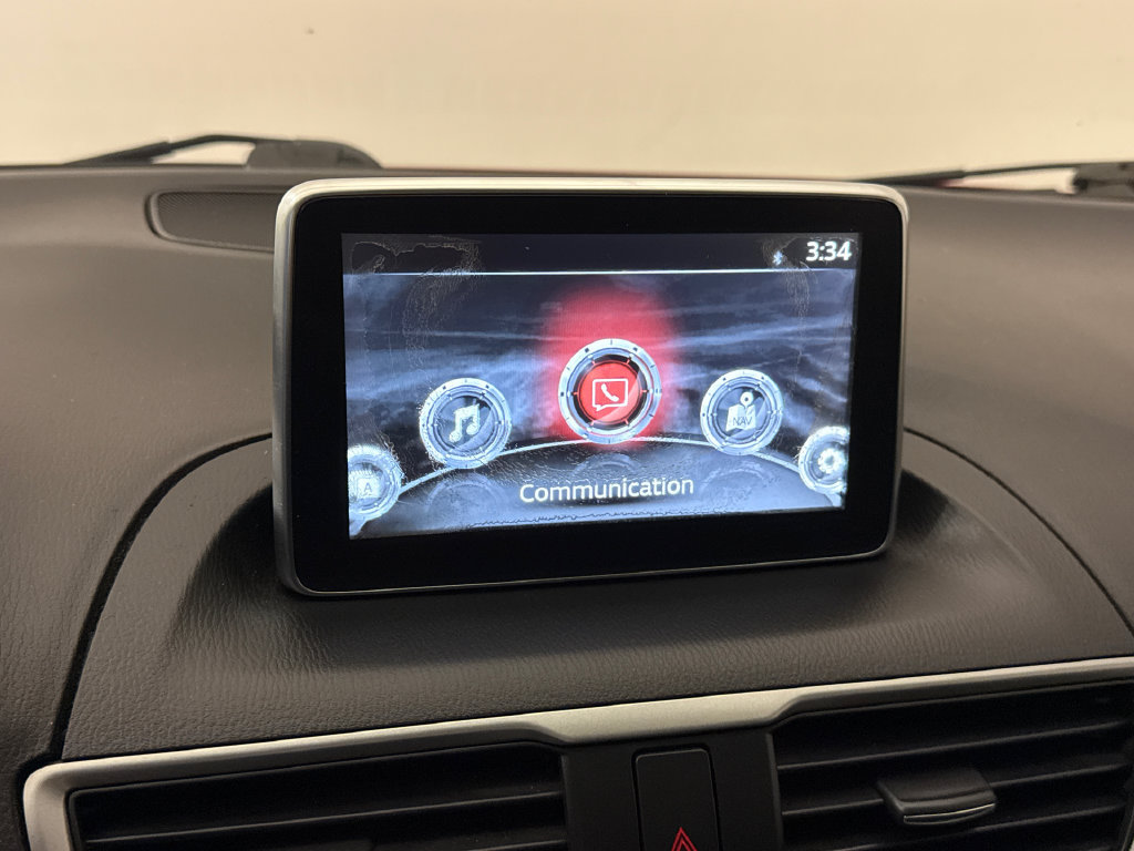 Used 2015 MAZDA MAZDA3 i Grand Touring w/ Appearance Package FWD image 23