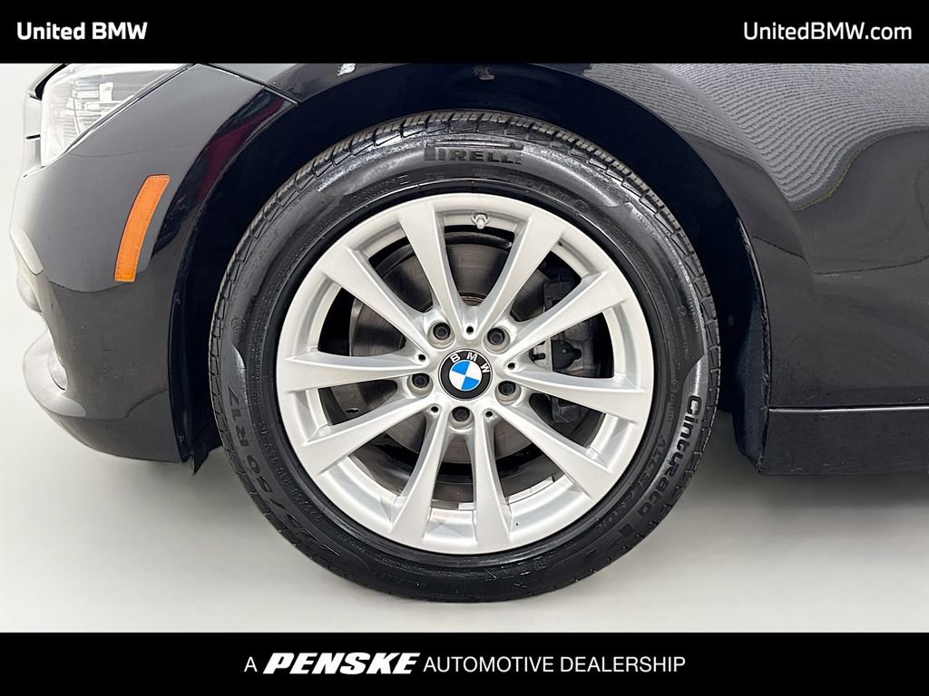 Used 2018 BMW 320i Sedan image 2