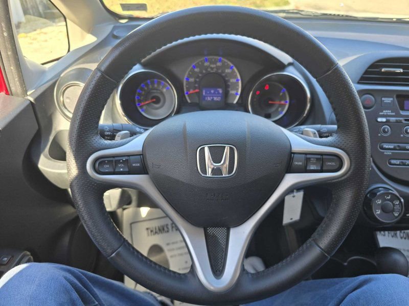 Used 2013 Honda Fit Sport image 18