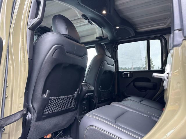 Used 2025 Jeep Wrangler Unlimited Rubicon image 12