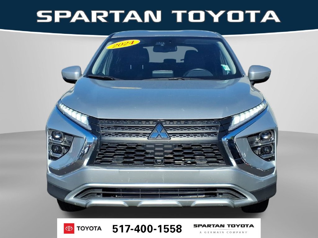 Used 2024 Mitsubishi Eclipse Cross SE AWD/4WD image 2
