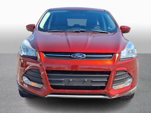Used 2016 Ford Escape SE w/ SE Leather Comfort Package FWD image 2