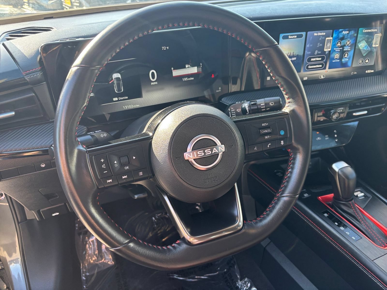 Used 2026 Nissan Kicks SR AWD/4WD image 28