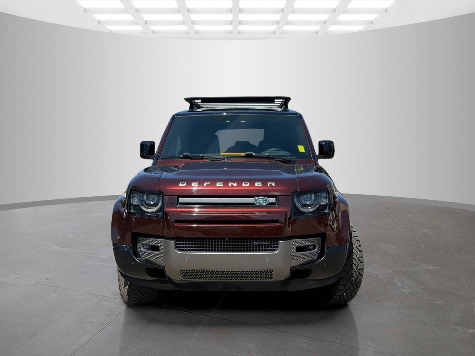 Used 2023 Land Rover Defender 130 X-Dynamic SE AWD/4WD image 2