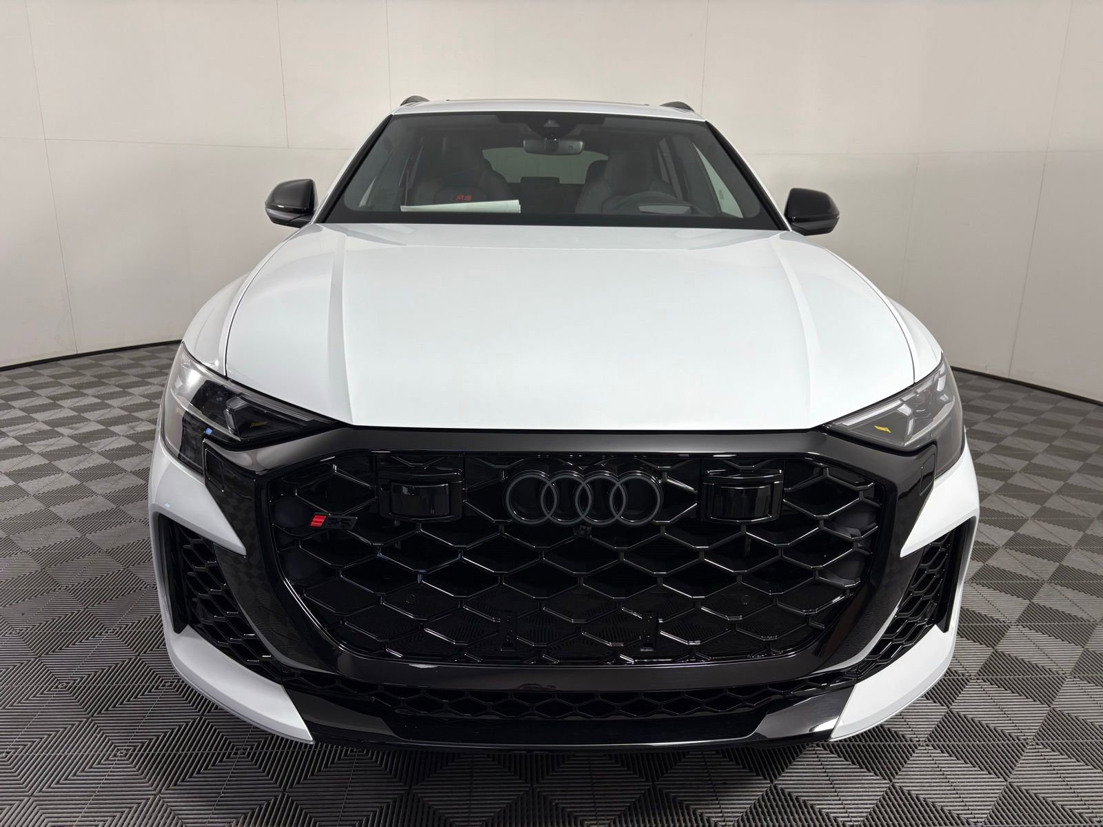 New 2026 Audi RS Q8 performance image 3