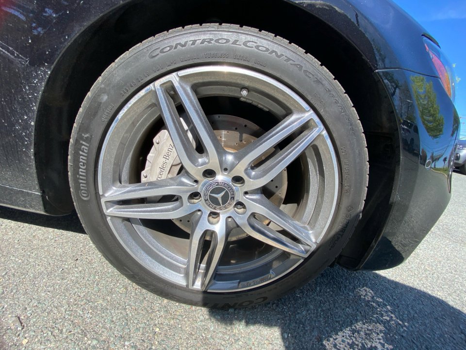 Used 2018 Mercedes-Benz E 300 image 25