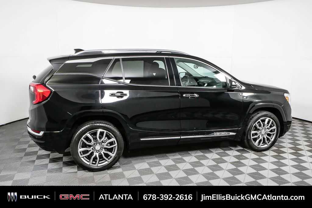 Used 2022 GMC Terrain Denali w/ LPO, Cargo Package image 29