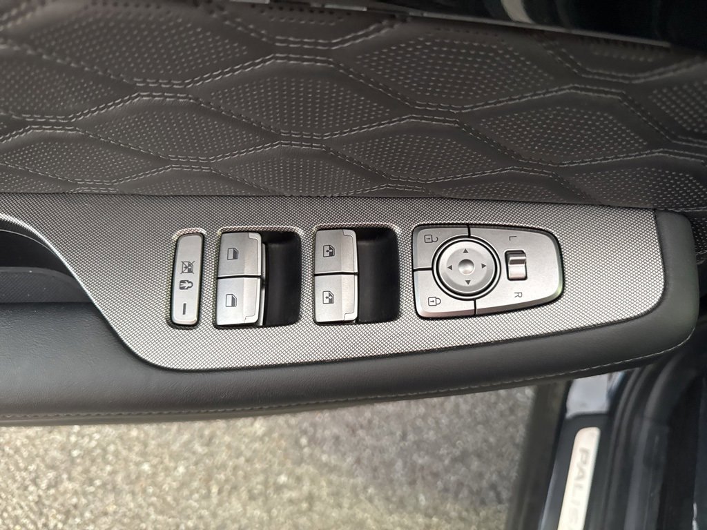 Used 2020 Hyundai Palisade Limited image 13