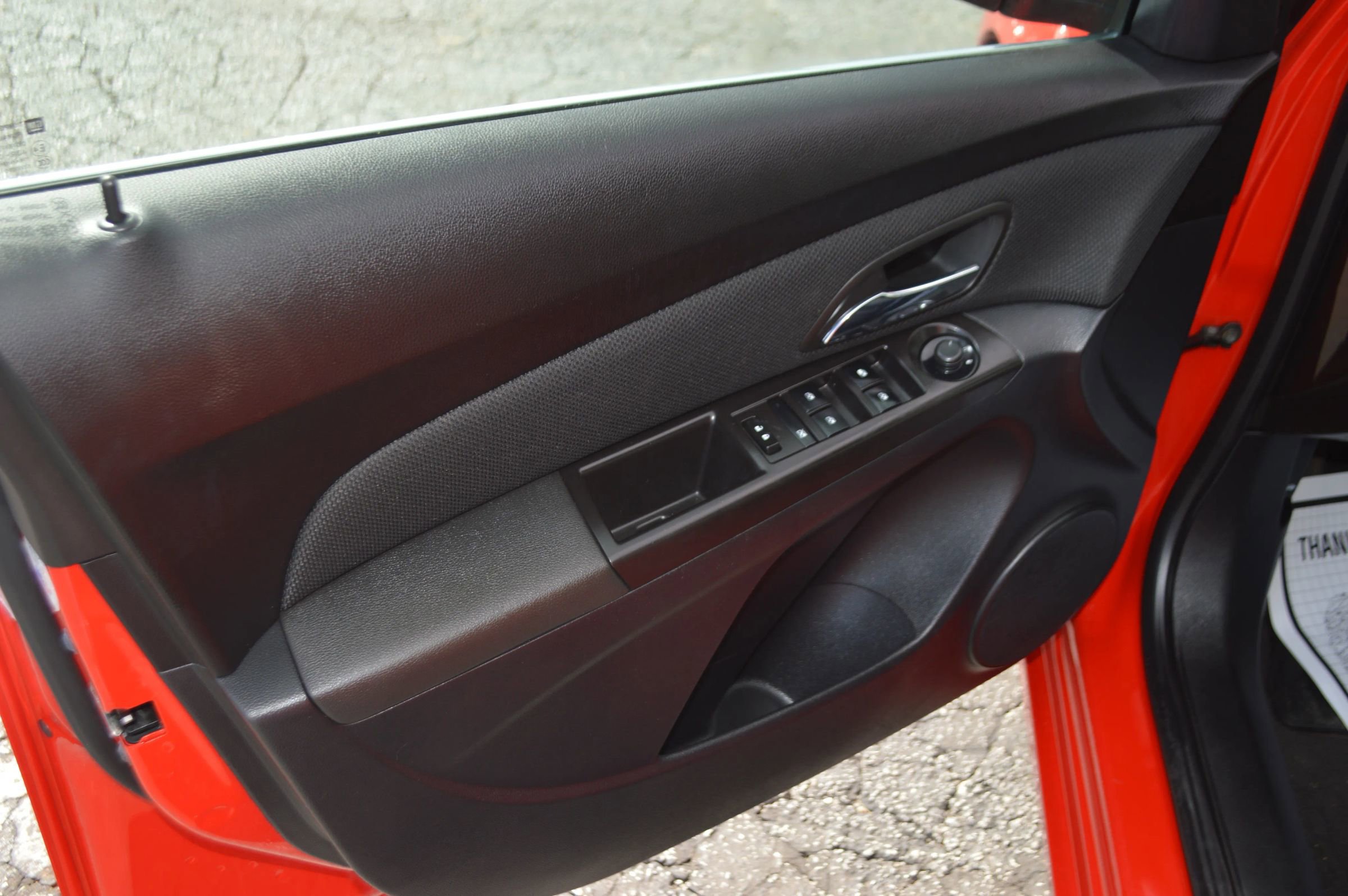 Used 2015 Chevrolet Cruze LT image 13