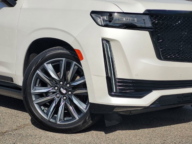 Certified 2023 Cadillac Escalade Sport Platinum AWD/4WD image 9