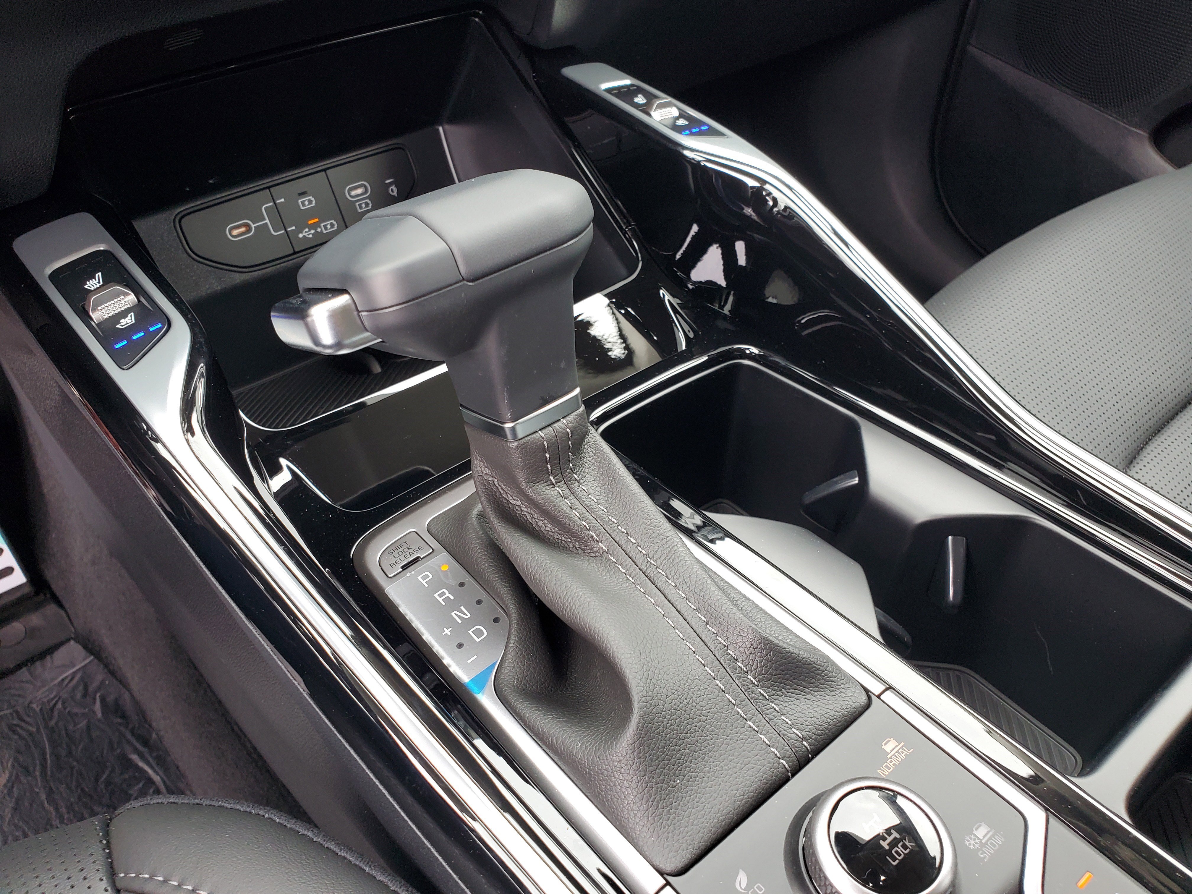 New 2025 Kia Sorento SX image 28