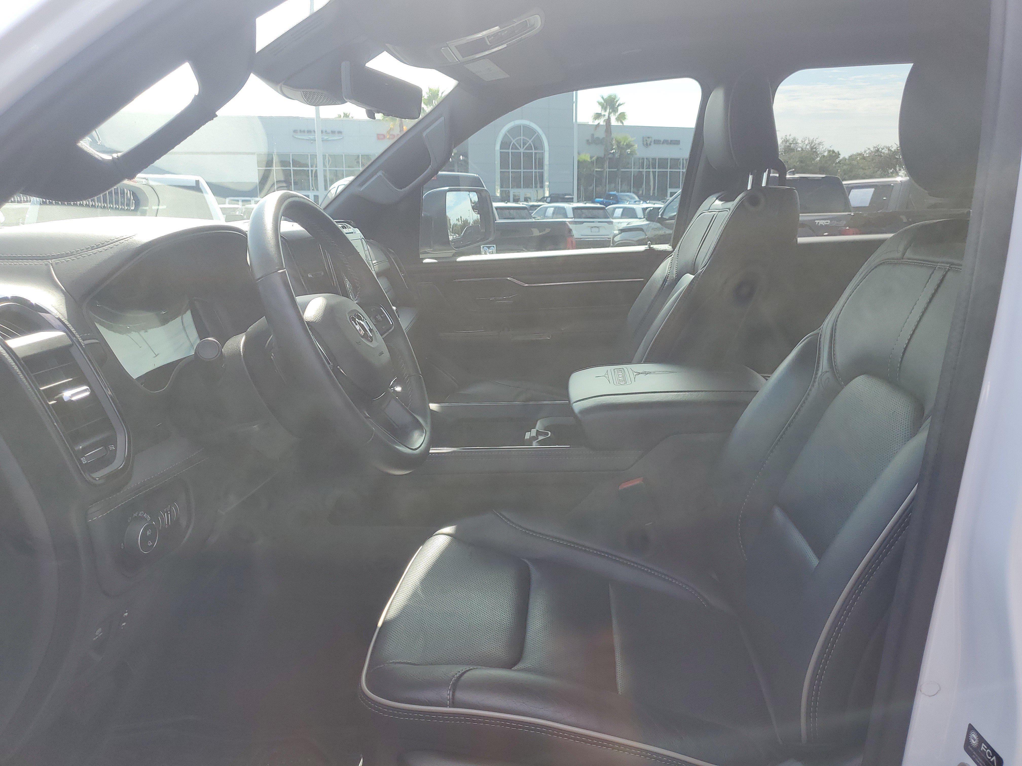Used 2023 RAM 1500 Limited AWD/4WD image 14