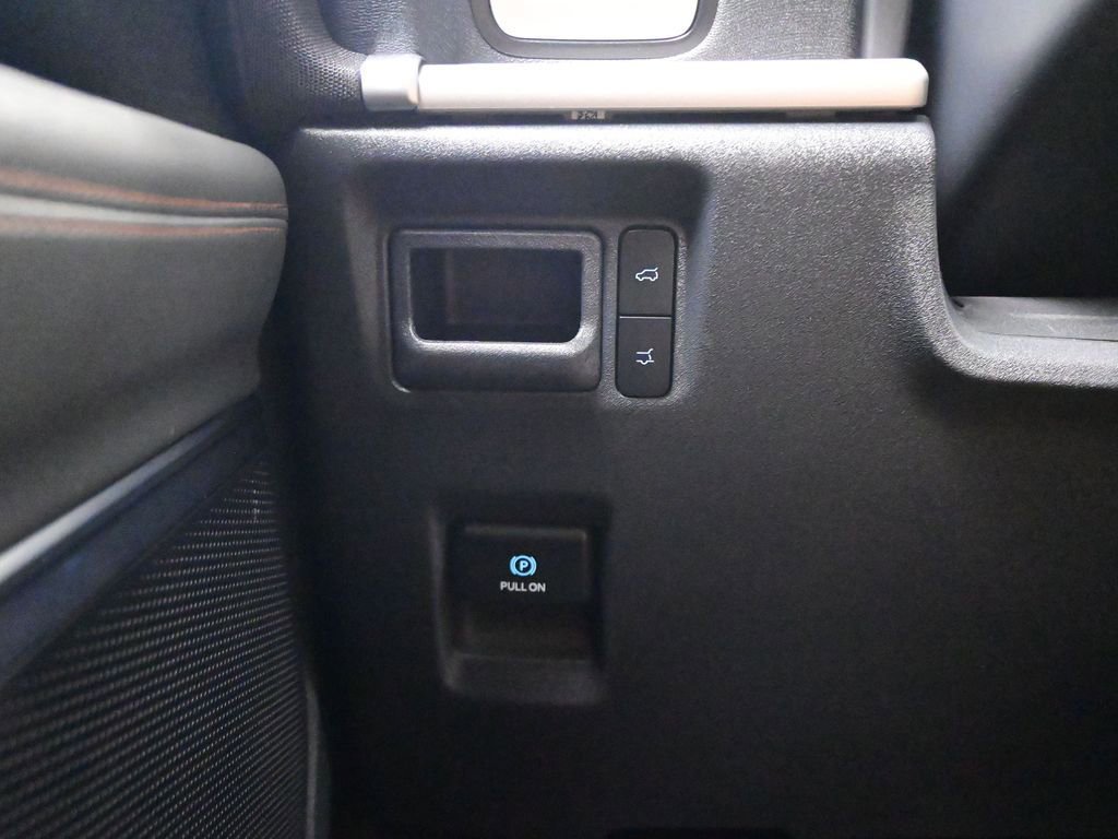 Used 2025 Ford Expedition Active RWD image 18