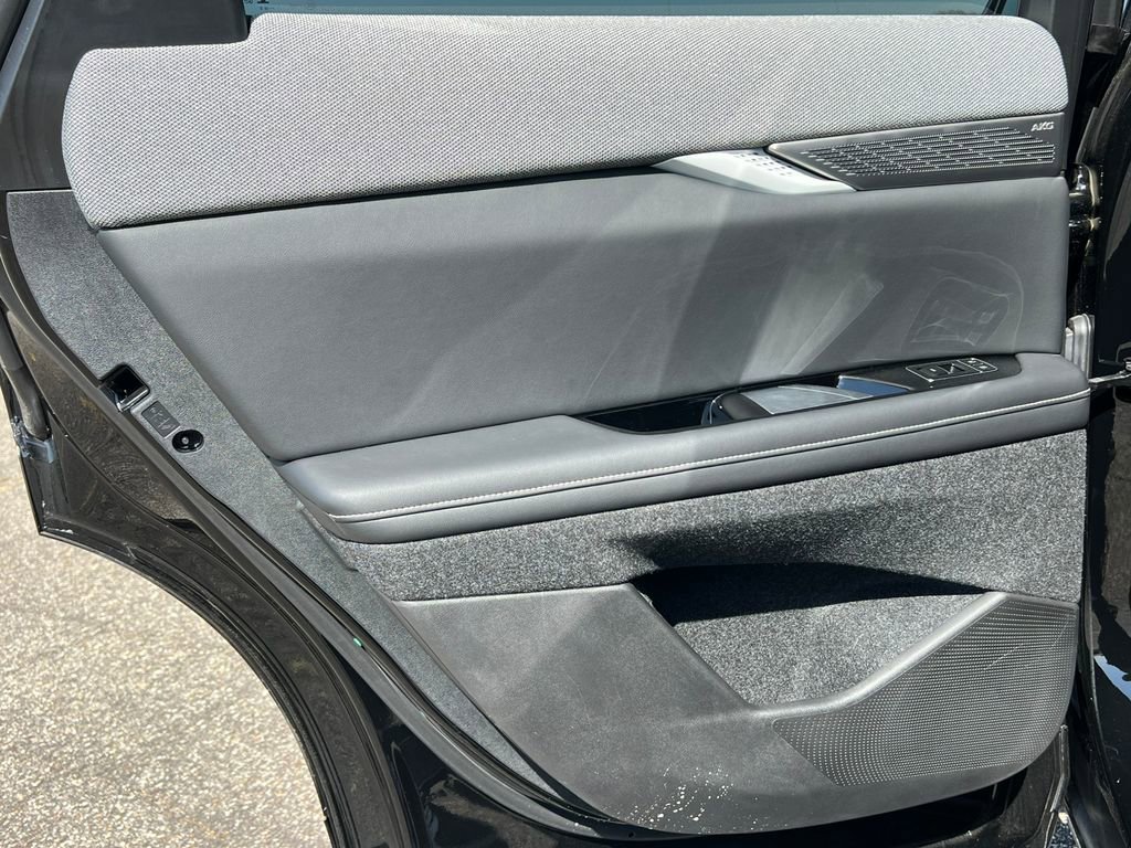 New 2025 Cadillac Optiq Sport 1 AWD/4WD image 31