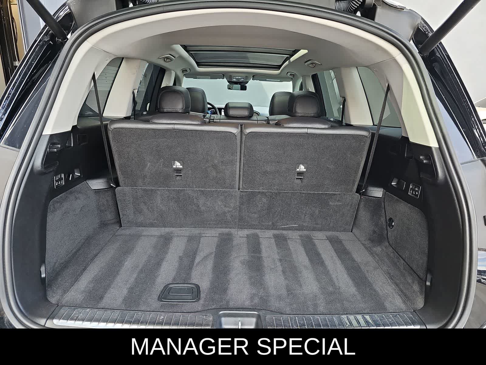 Used 2024 Mercedes-Benz GLS 450 4MATIC image 23