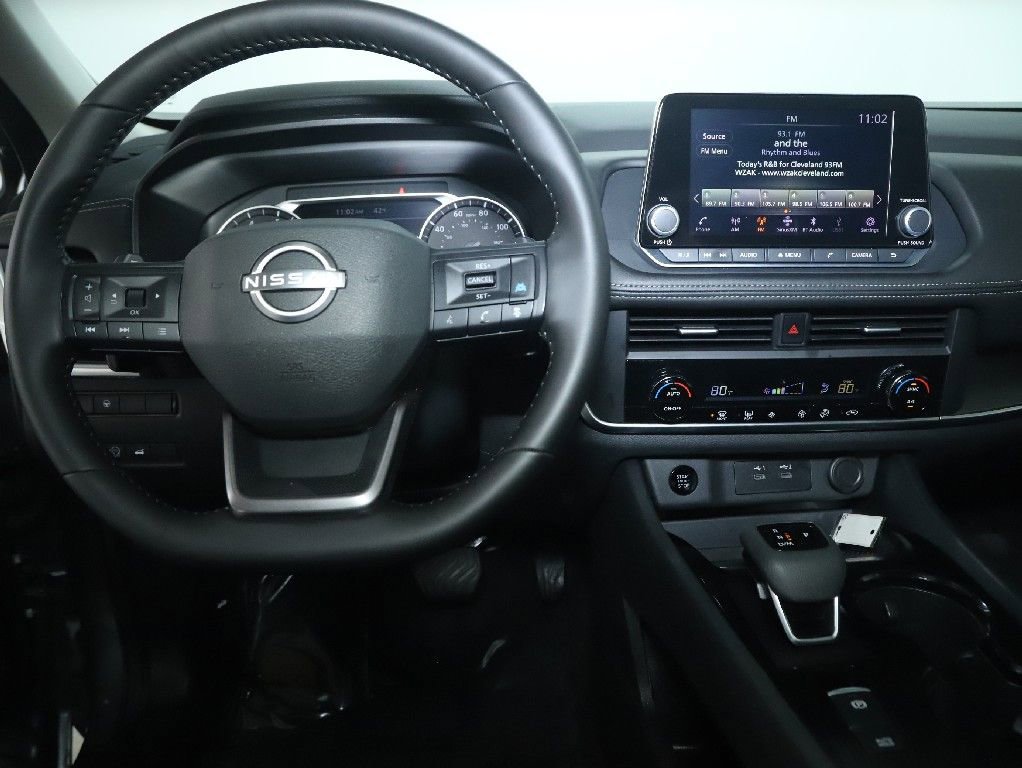 Certified 2026 Nissan Rogue SV AWD/4WD image 28