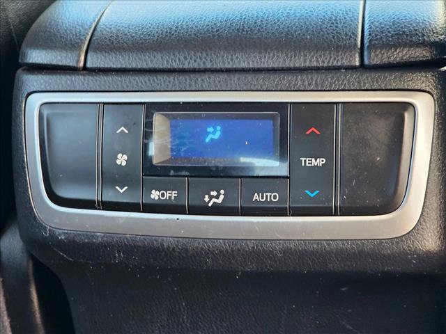Used 2019 Toyota Highlander SE AWD/4WD image 16