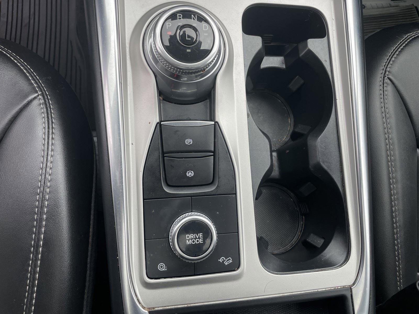 Certified 2022 Ford Explorer XLT w/ Equipment Group 202A image 21