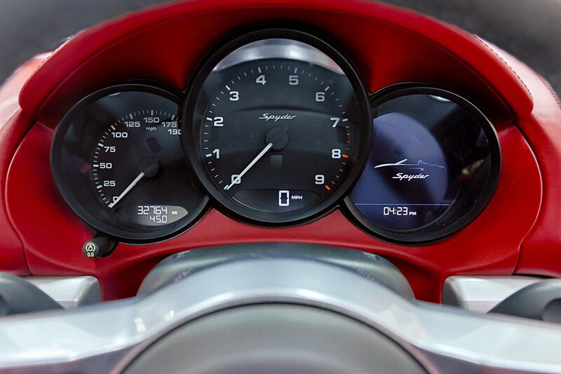 Used 2016 Porsche Boxster Spyder RWD image 80