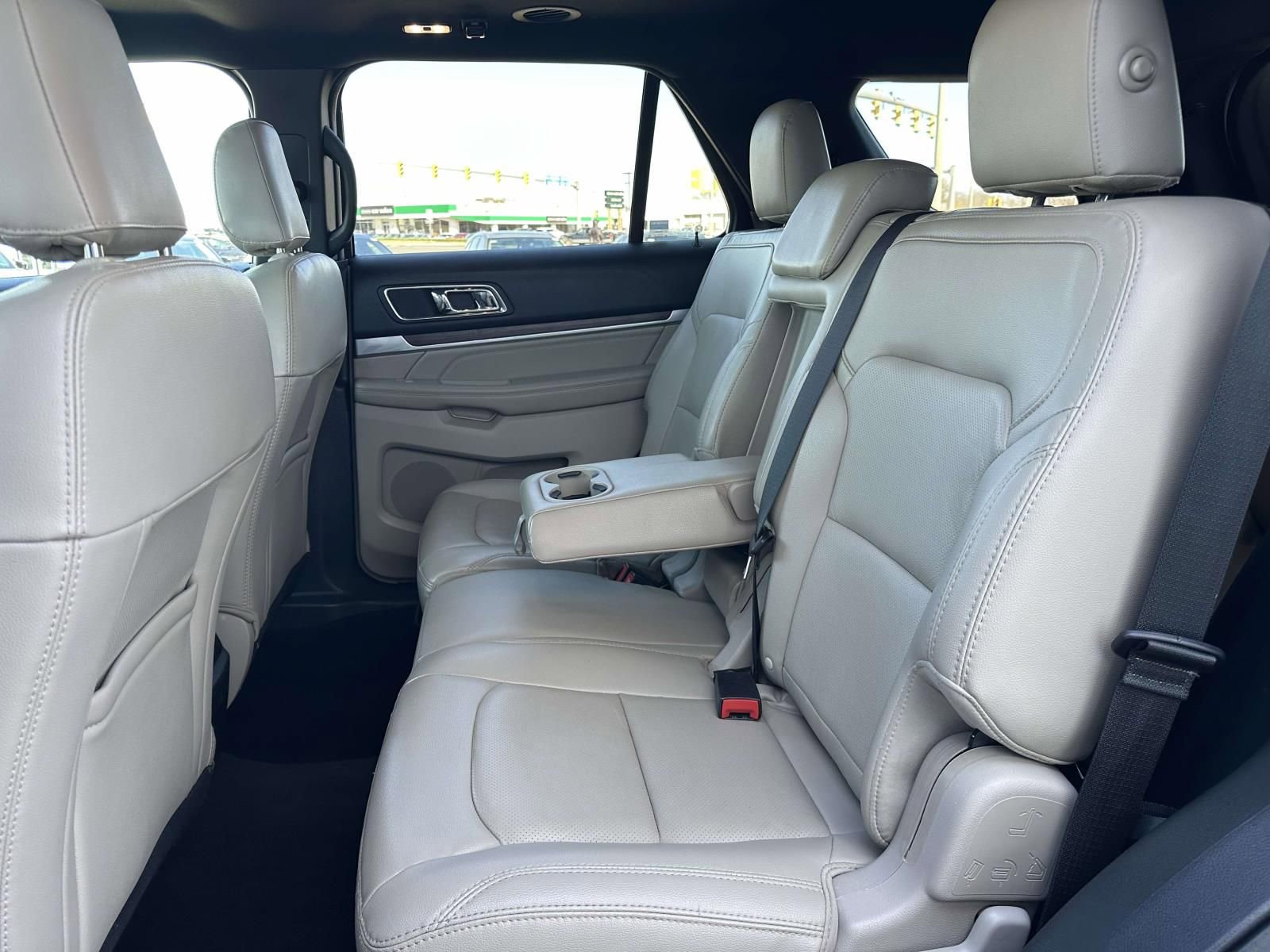 Used 2019 Ford Explorer Limited AWD/4WD image 15