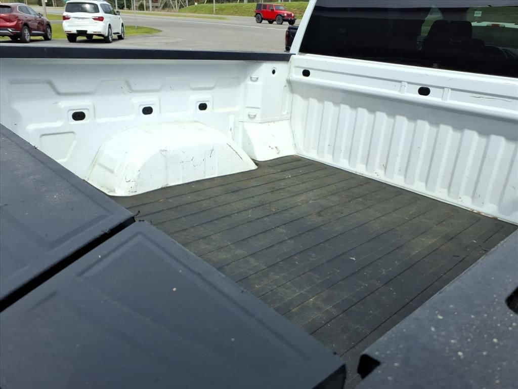 Used 2022 GMC Sierra 1500 Elevation w/ X31 Off-Road Package AWD/4WD image 16