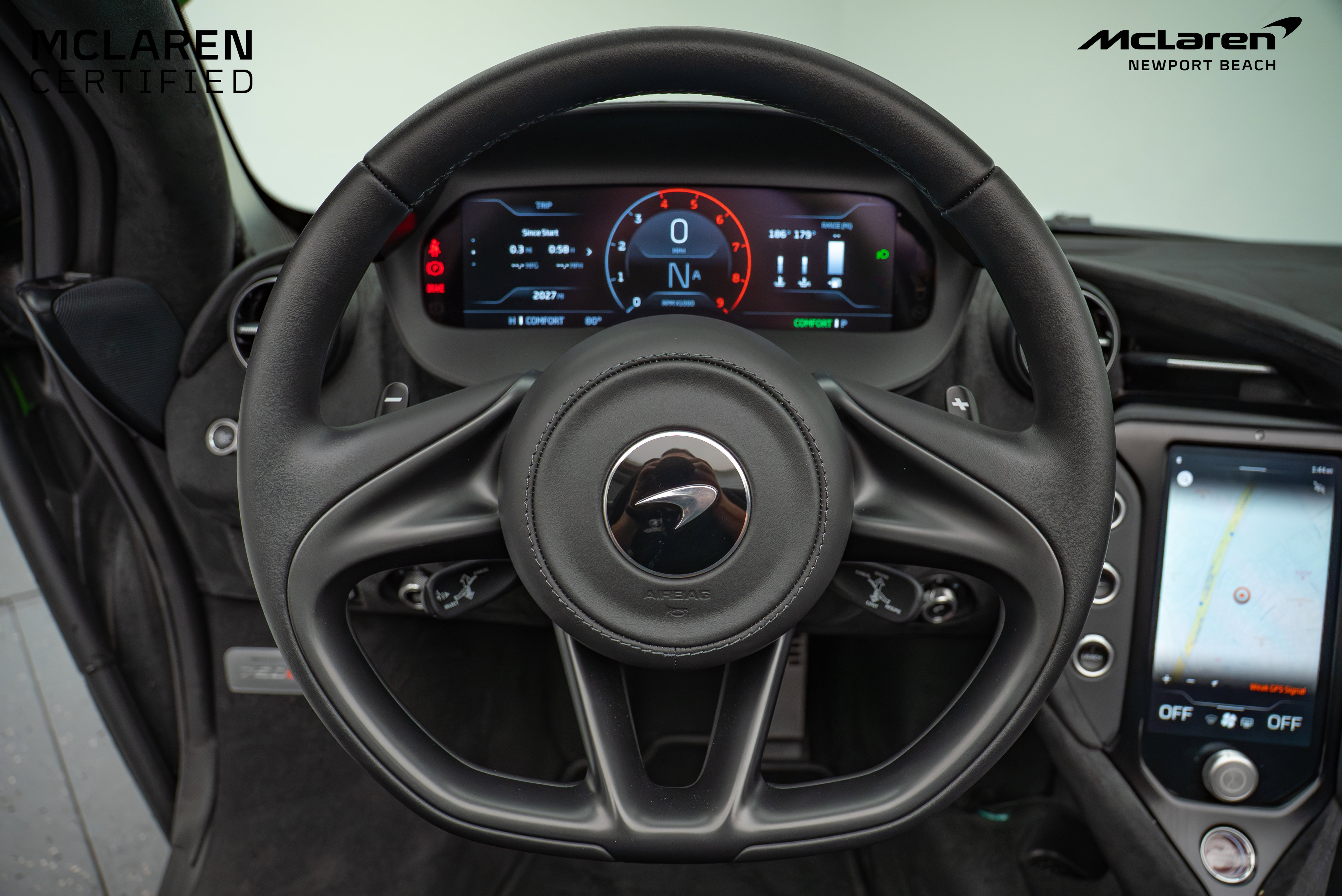 Used 2024 McLaren 750S Spider image 29