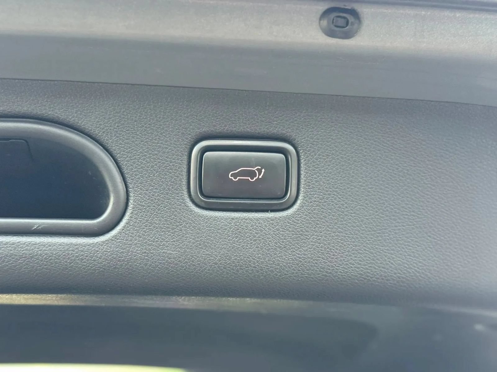 Used 2020 Kia Sportage EX w/ EX Technology Package FWD image 9