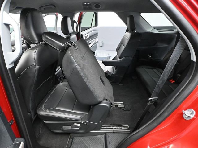 Used 2023 Ford Explorer XLT w/ Equipment Group 202A image 40