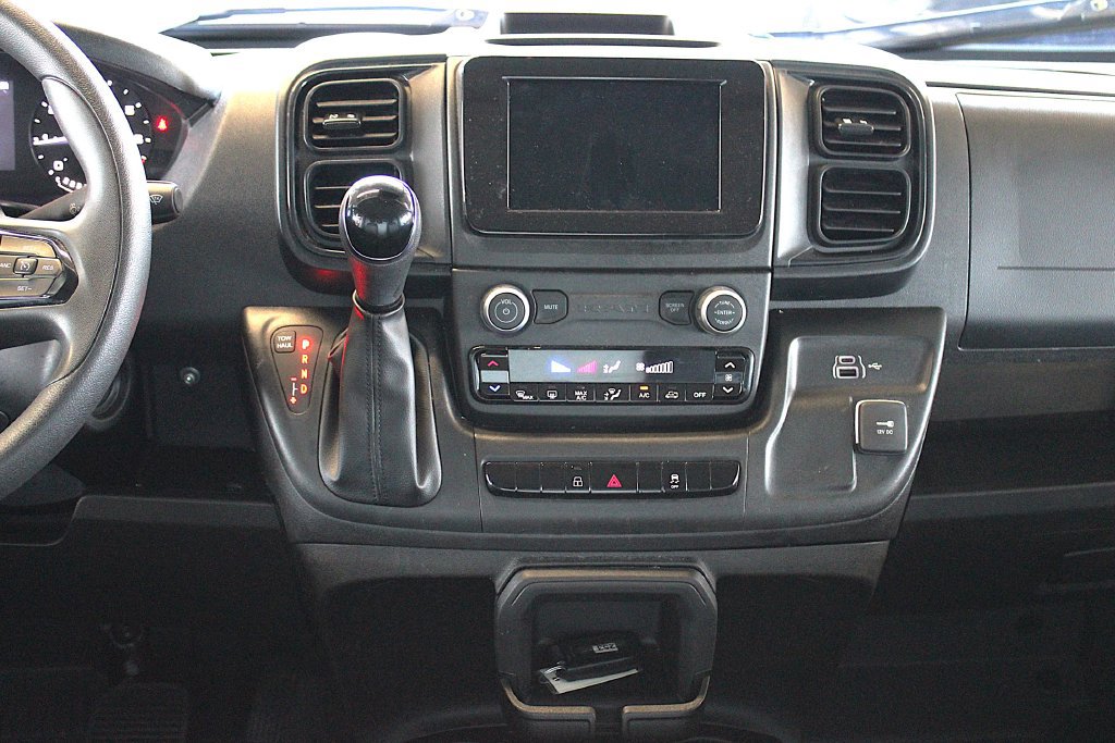 Used 2024 RAM ProMaster 2500 w/ Convenience Group FWD image 11