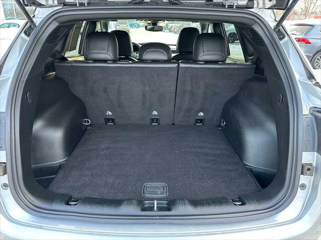 Used 2024 Jeep Compass Limited image 14