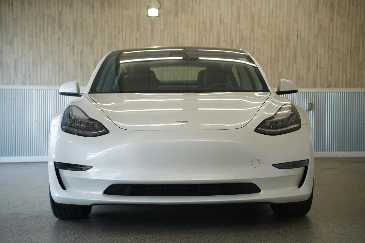 Used 2021 Tesla Model 3 Standard Range Plus RWD image 3