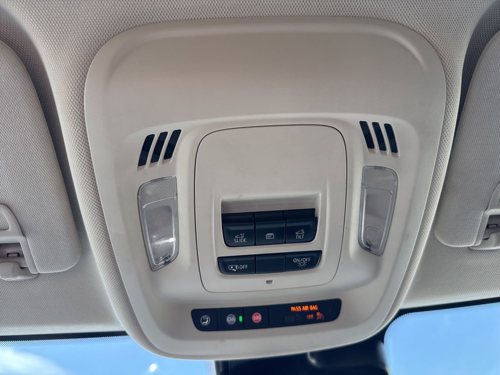 Used 2023 Buick Envision Essence w/ Sport Touring Package FWD image 37