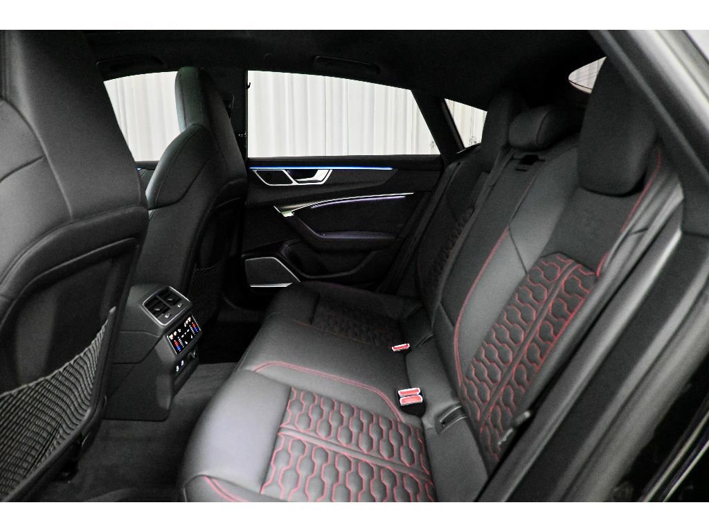 Used 2026 Audi RS 7 Performance image 37