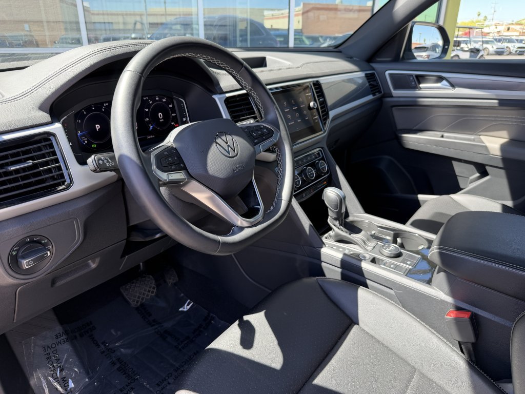 Used 2023 Volkswagen Atlas Cross Sport SEL AWD/4WD image 33