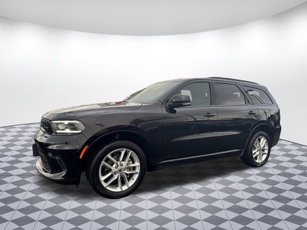 Used 2024 Dodge Durango GT image 3